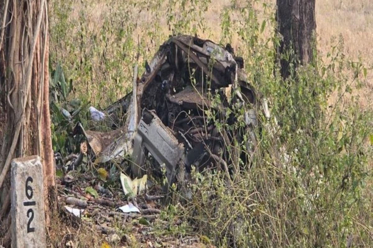 छत्तीसगढ़: बीजापुर में नक्सलियों का बड़ा हमला, IED ब्लास्ट में 9 जवान शहीद, देखें तस्वीर