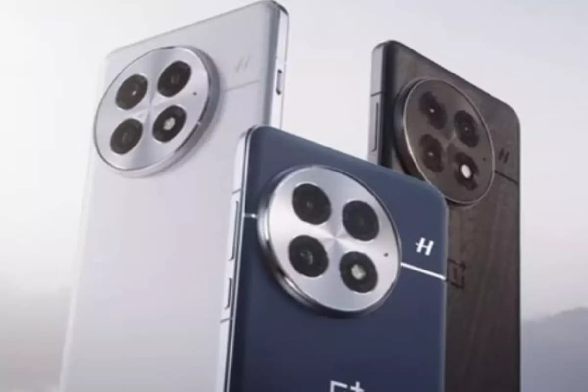 OnePlus 13 पर बंपर डिस्काउंट, ऑफर्स जानकर फटाफट कर लेंगे बुकिंग