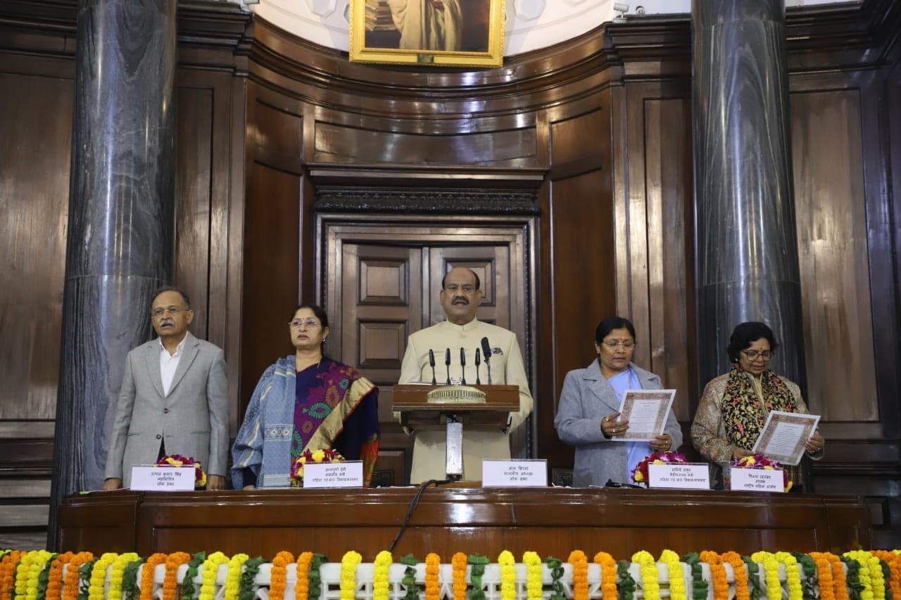 Sansad: भगवान बिरसा मुंडा के जीवन और विरासत से प्रेरणा लेने की जरूरत
