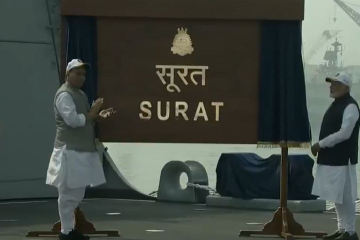 PM मोदी ने भारतीय नौसेना को समर्पित किए तीन नए युद्धपोत, आत्मनिर्भर भारत को मिली नई ताकत