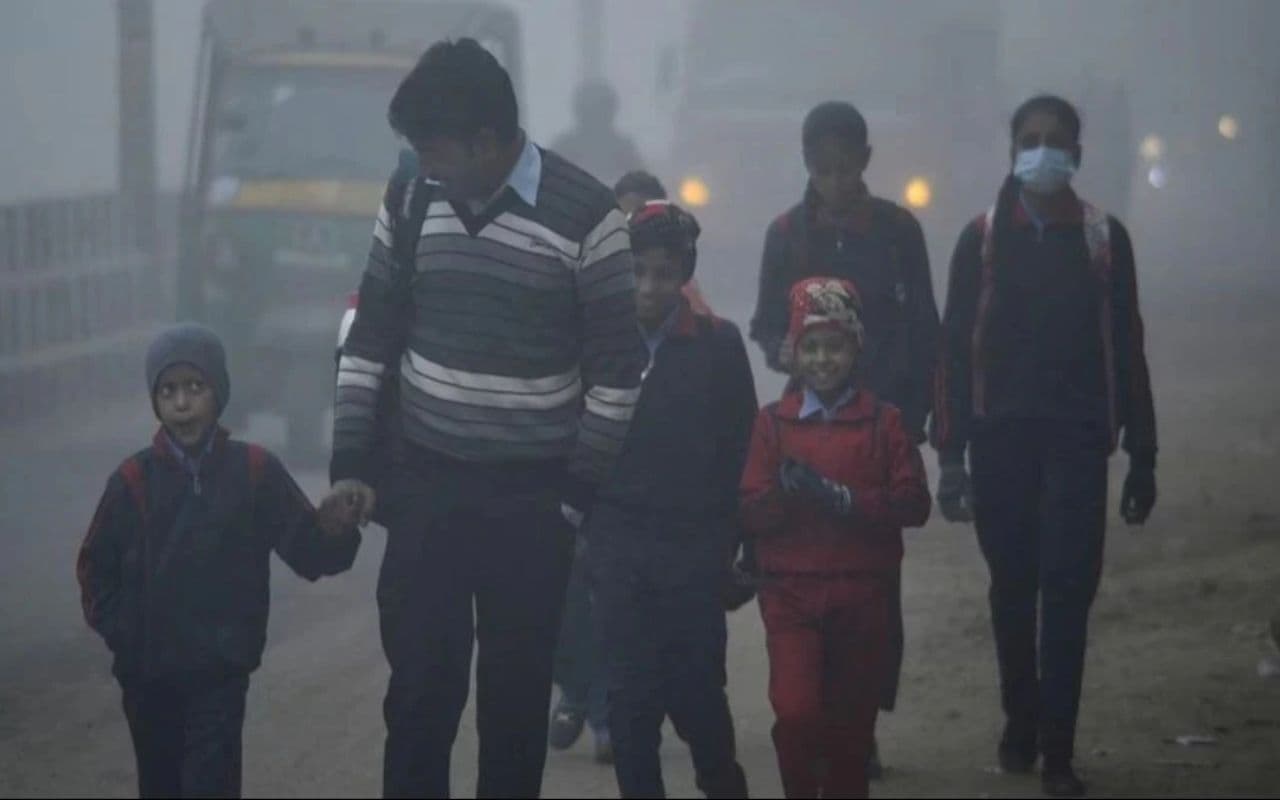 School Open: पटना में खुल गया स्कूल, टाइमिंग चेंज, डीएम चंद्रशेखर सिंह ने जारी किया आदेश