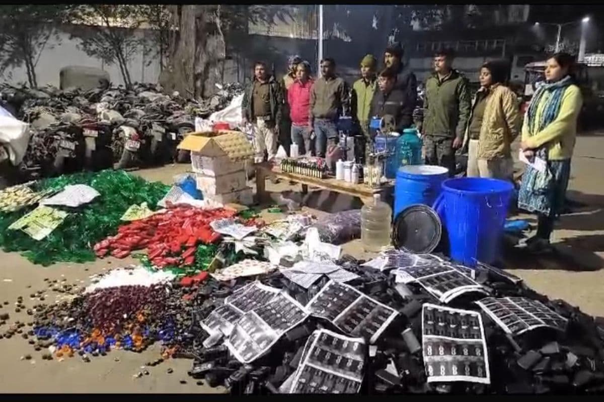 पटना में नकली शराब की फैक्ट्री का खुलासा, 30 लाख की शराब जब्त