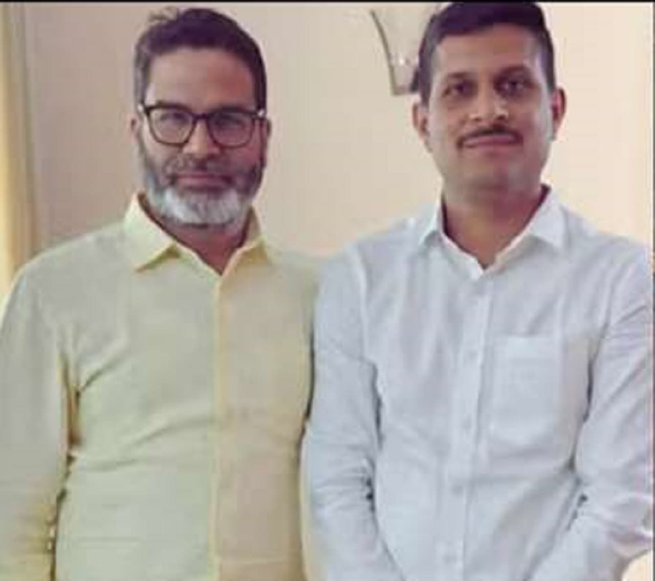 प्रशांत किशोर के करीबी नेता के ठिकानों पर रेड, आय से अधिक संपत्ति अर्जित करने का है आरोप