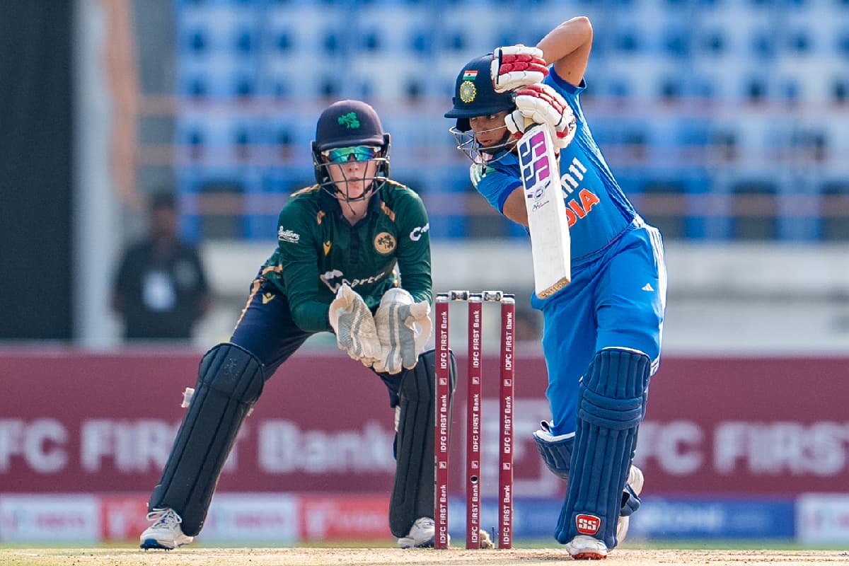 IND vs IRE: प्रतिका रावल ने ठोके 89 रन, मंधाना की कप्तानी में 6 विकेट से जीता भारत