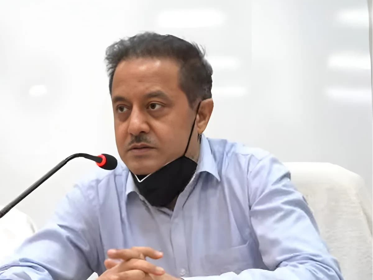 Land For Job Scam: लैंड फॉर जॉब मामले में बीपीएससी के पूर्व अध्यक्ष आरके महाजन पर चलेगा मुकदमा