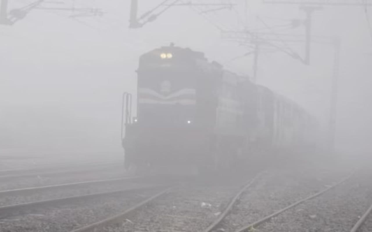 Gaya News: राजधानी 11, तो पुरुषोत्तम एक्सप्रेस पांच घंटे लेट, गया जंक्शन से खुलनेवाली 15 लेट ट्रेनों की लिस्ट