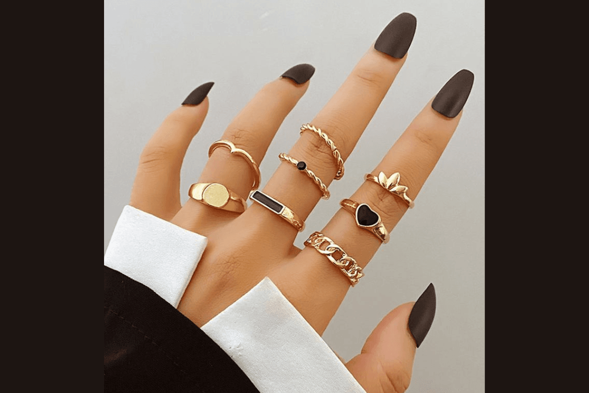 Latest Ring Designs For Girls: लड़कियों के लिए सिंपल और मिनिमलिस्टिक रिंग देखें डिजाइन