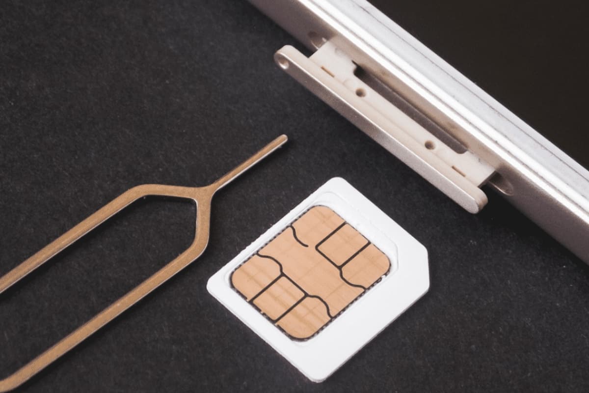 SIM Card Rule: बिना रीचार्ज के कितने दिनों तक एक्टिव रहेगा सिम?