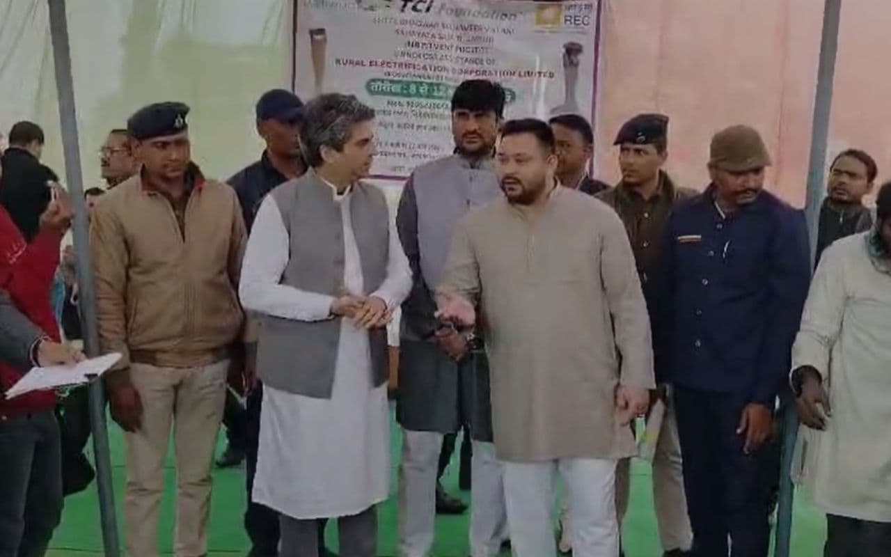 Bihar Politics: कयासों के बीच तेजस्वी यादव ने आगे का प्लान कर दिया साफ, बोले- खुद के दम पर बनायेंगे सरकार