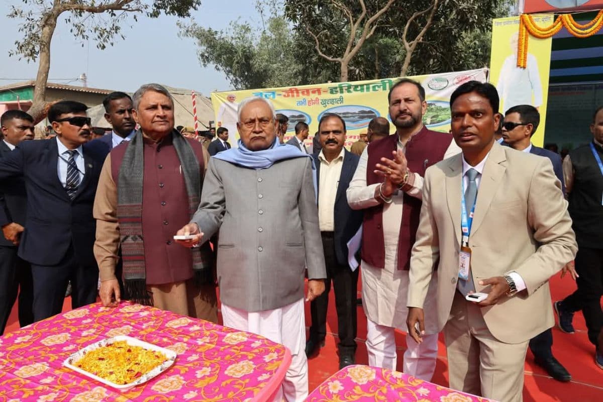 CM Nitish Kumar gift: सीएम ने सुपौल को दिया 298 करोड़ का सौगात, रिमोट के माध्यम से किया उद्घाटन