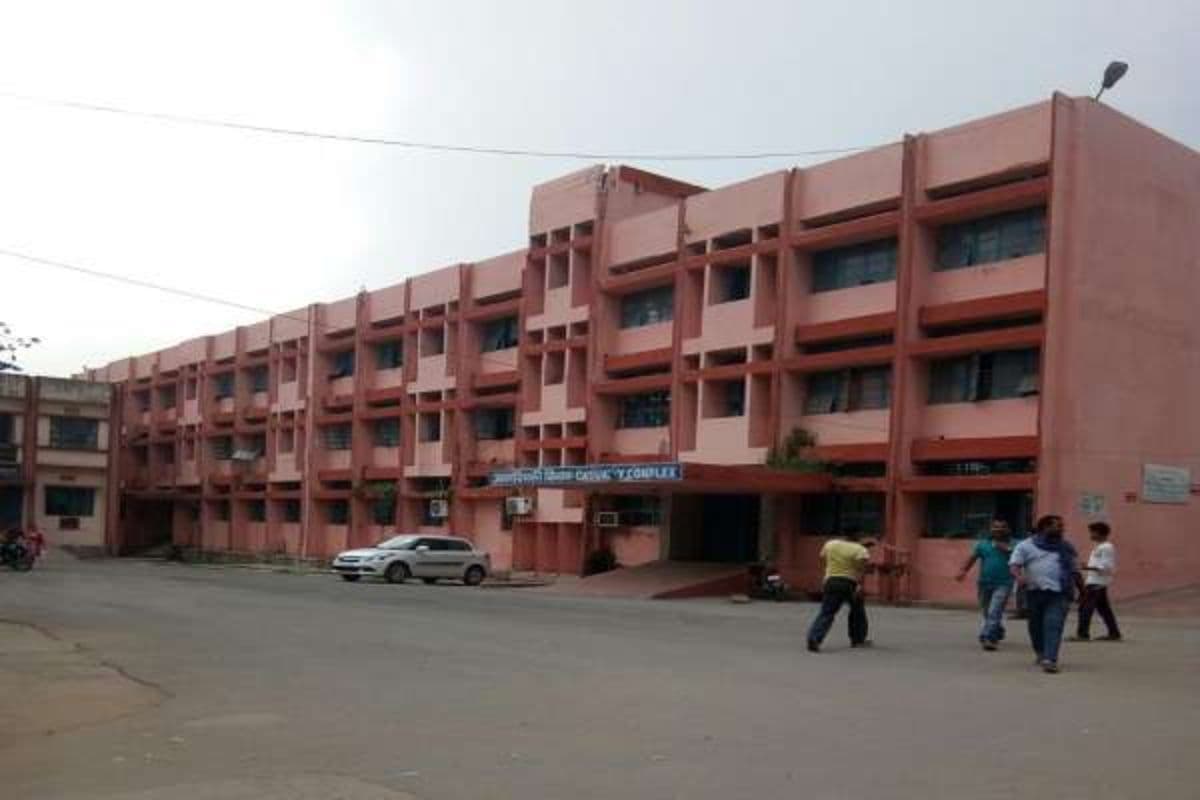 Bhagalpur: कैसे सुधरेगी शहर की सेहत जब एडवांस ट्रॉमा सेंटर ही चालू नहीं, हर 18वां मरीज तोड़ रहा दम