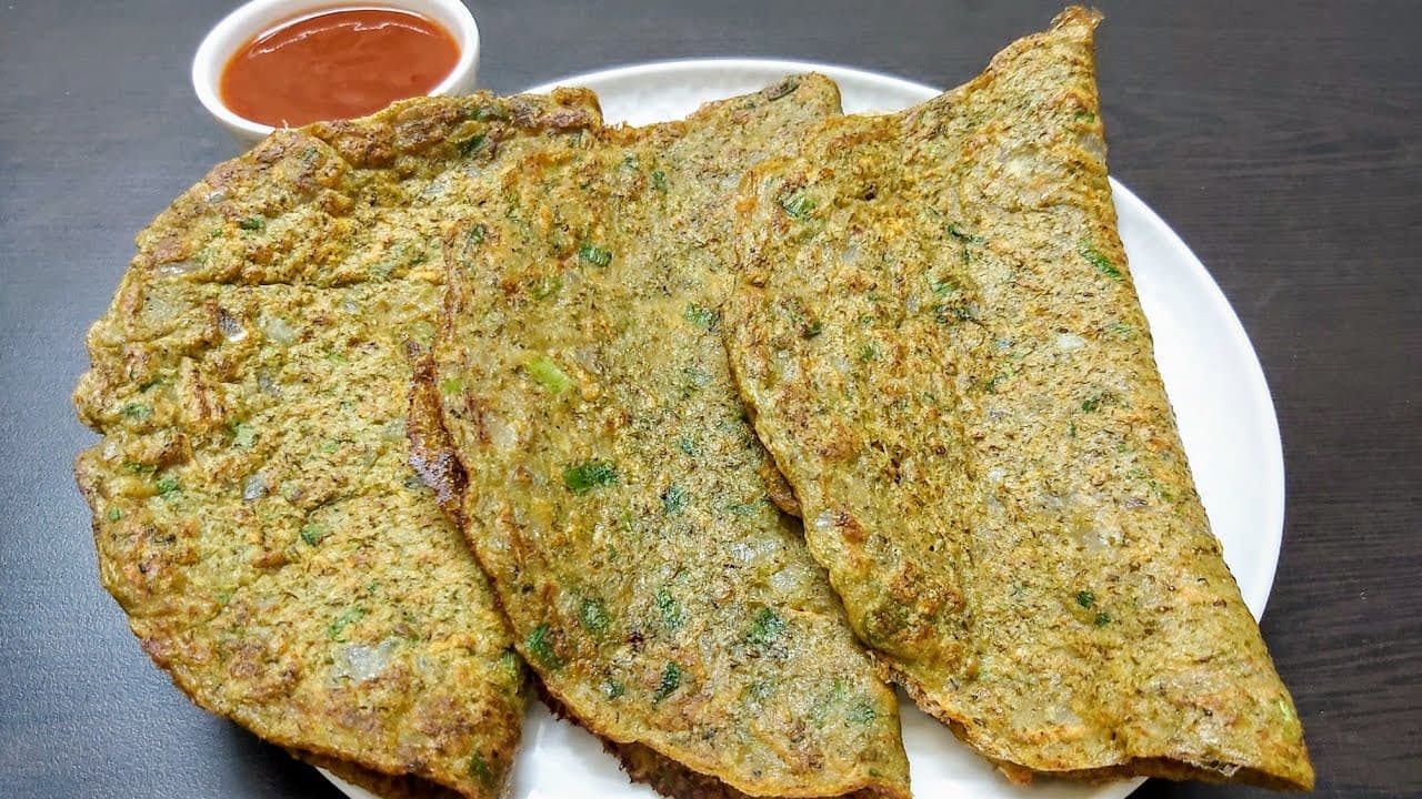 Weight Loss Recipe : आज से अपनी डाईट में एड कीजिए ये मूंग और मेथी के टेस्टी चीले को, जानें विधि