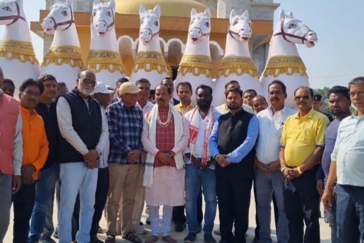 बुंडू में BJP कार्यकर्ताओं से मिले ओडिशा के पूर्व राज्यपाल रघुवर दास, झारखंड सरकार से कर डाली ये मांग