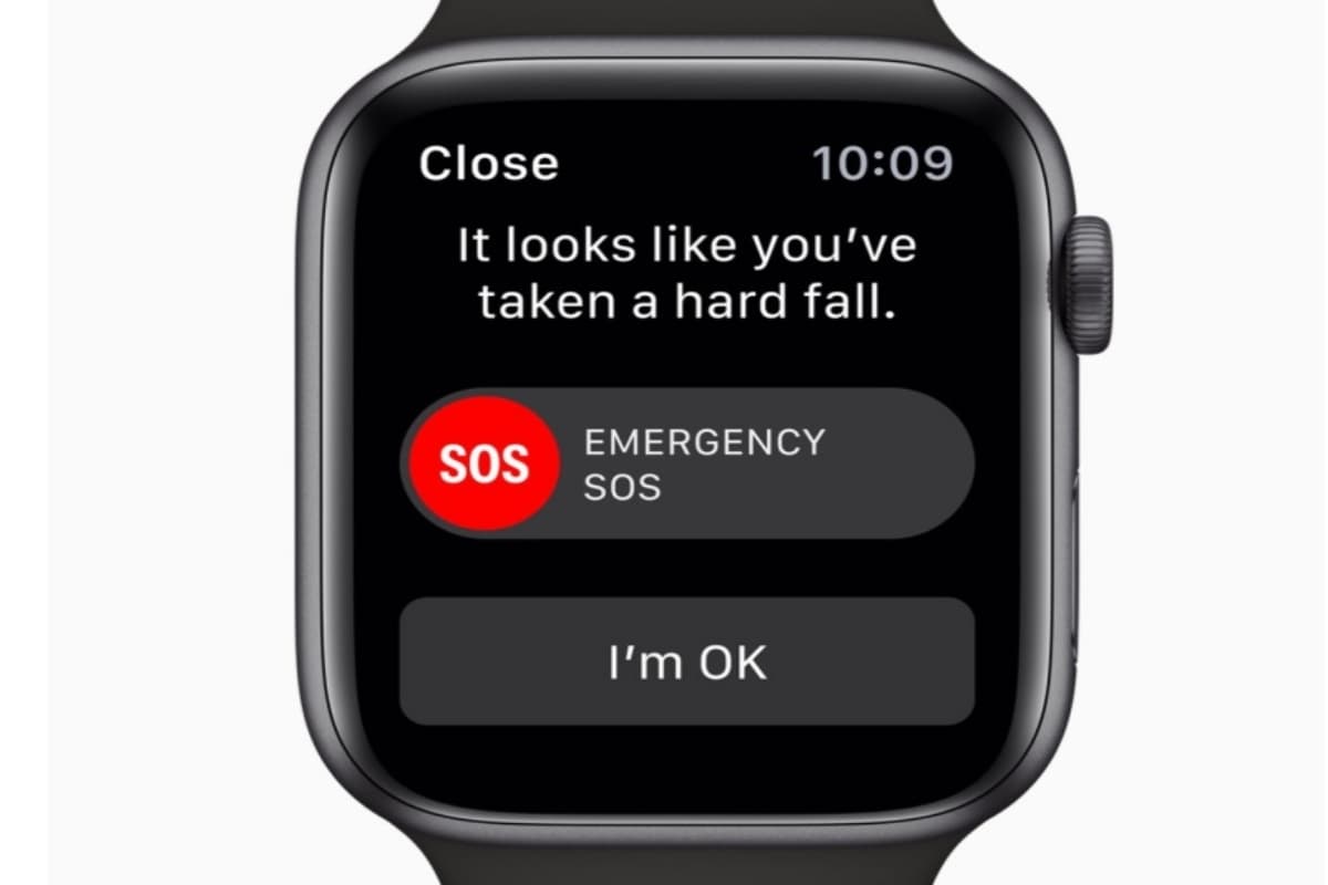 1 हजार फीट की ऊंचाई से बर्फ में गिर गया शख्स, Apple Watch ने बचायी जान