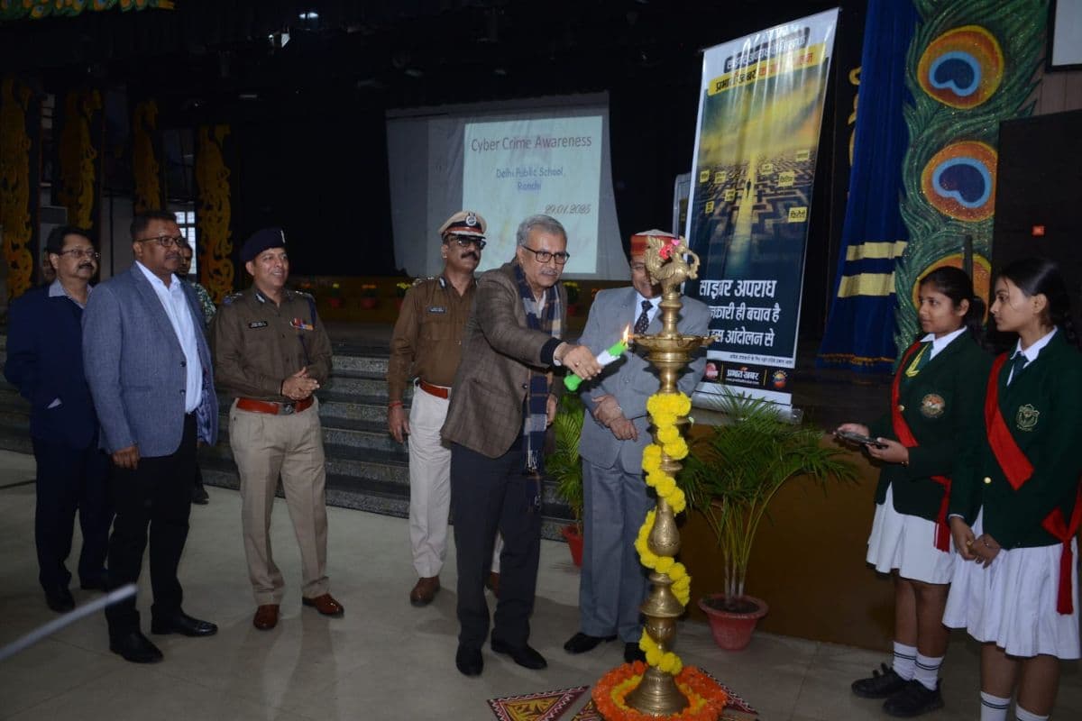 Digital Arrest: साइबर अपराध के खिलाफ झारखंड, बिहार और बंगाल के 70 जिलों में प्रभात खबर का जन आंदोलन शुरू