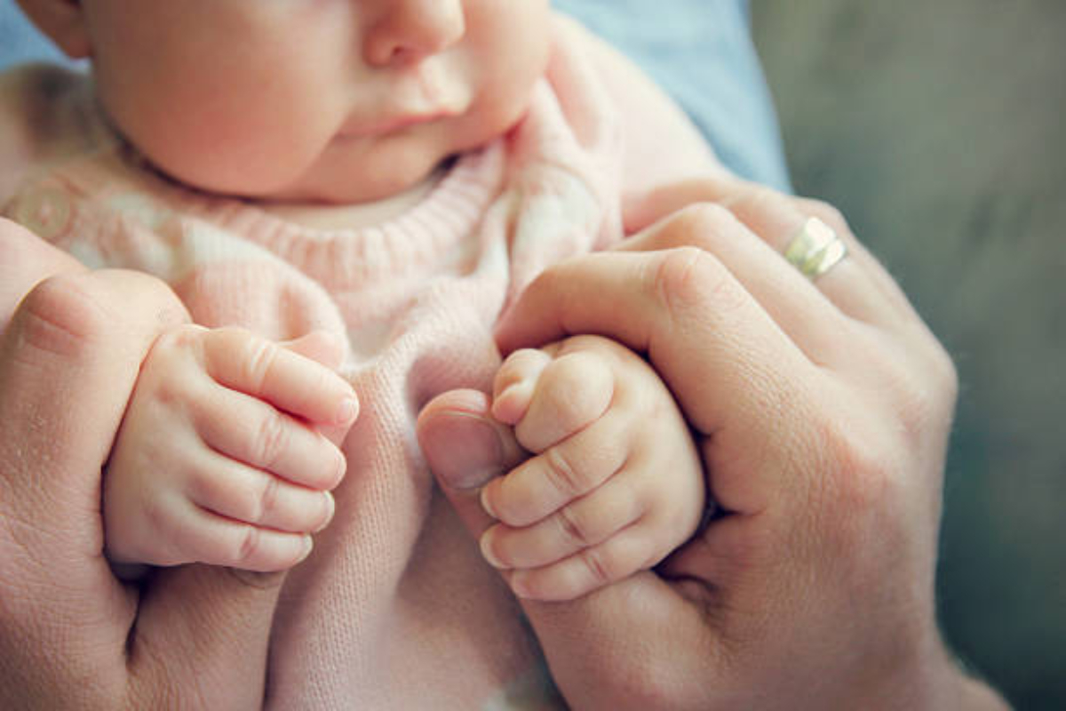 Baby Names: आपकी नन्ही सी जान के लिए ये हैं सबसे खूबसूरत और प्यारे नाम, देखें लिस्ट और जानें अर्थ