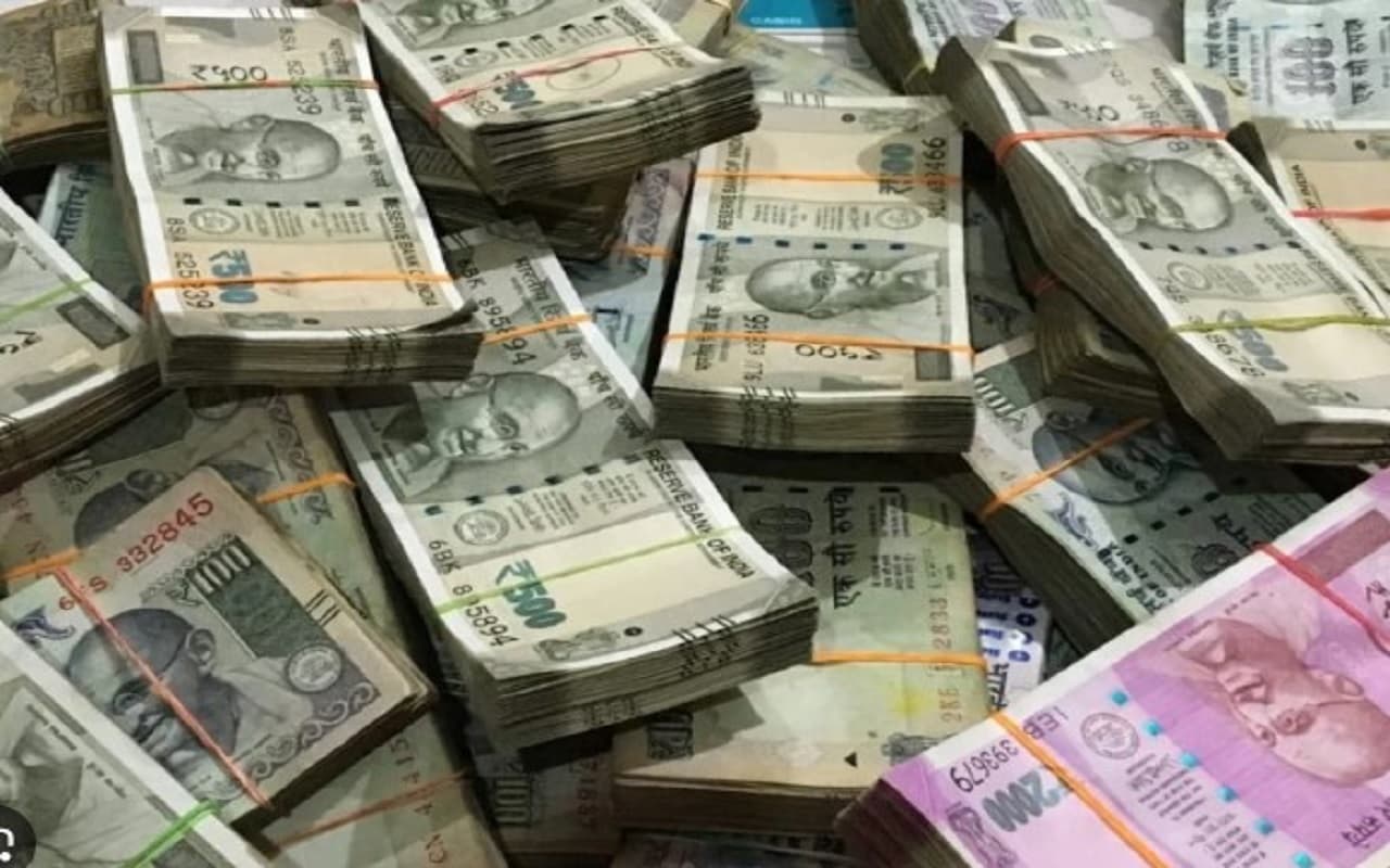 विदेश में ब्लैक मनी खपाने वाले बिहारियों की अब बढ़ेगी मुश्किलें, कारोबारी से लेकर अफसर तक रडार पर!