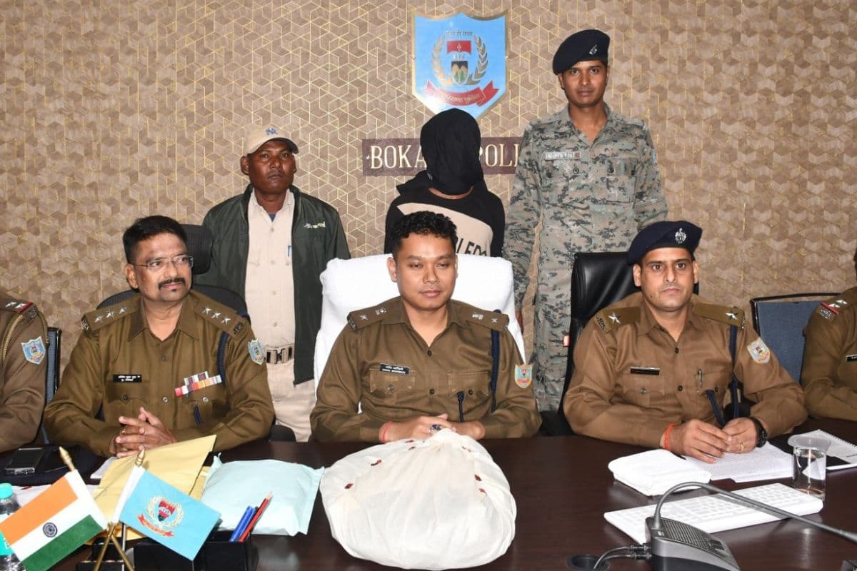 लक्ष्मी हत्याकांड में प्रेमी की गिरफ्तारी की जानकारी देते एसपी मनोज स्वर्गियारी लक्ष्मी हत्याकांड में प्रेमी की गिरफ्तारी की जानकारी देते एसपी मनोज स्वर्गियारी