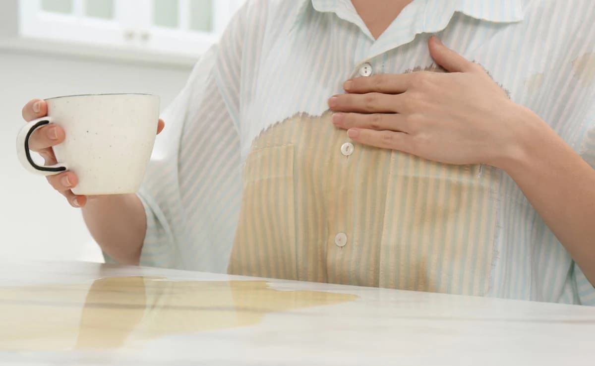 Lifestyle Tips: चाय-कॉफी के जिद्दी दाग झट से होंगे साफ, अपनाएं ये 5 घरेलू नुस्खे