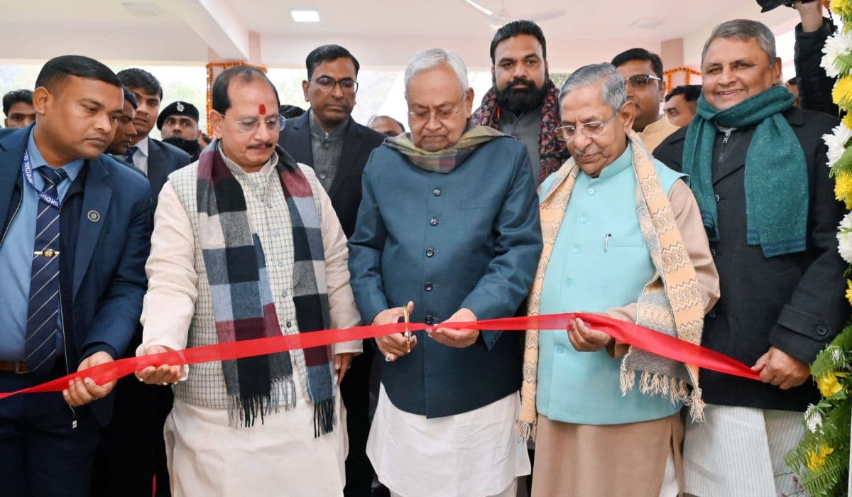 सीएम नीतीश ने किया विधानसभा में गेस्ट हाउस का उद्घाटन, पीएम मोदी ने किया था शिलान्यास