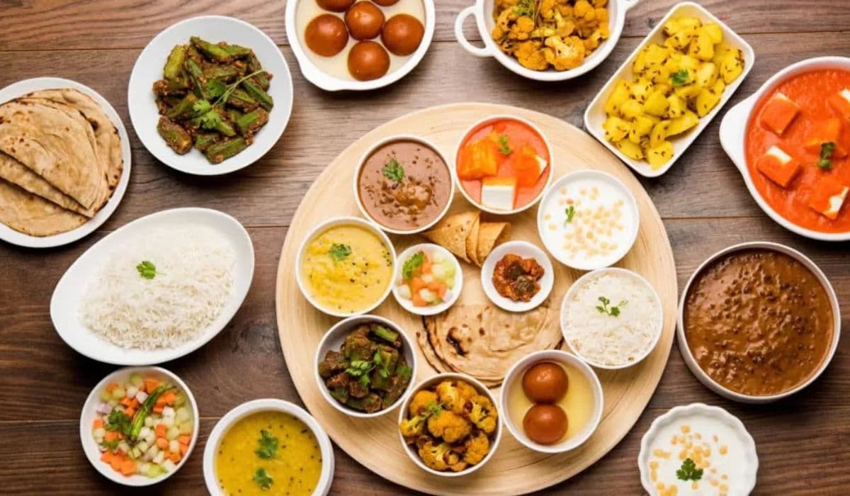Famous Food: ये हैं बिहार के 7 लजीज व्यंजन, जो उंगलियां चाटने को कर देंगे मजबूर