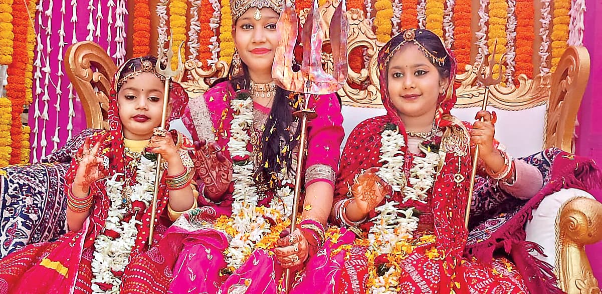 Ranchi News : दिव्य ज्योति रथ का आगमन, निकली शोभायात्रा