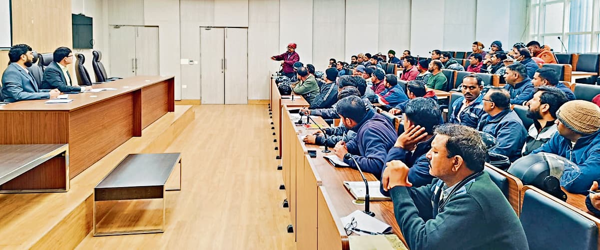 Ranchi News : शहर की सड़कें होंगी चौड़ी, गली-मोहल्लों की नालियां होंगी दुरुस्त