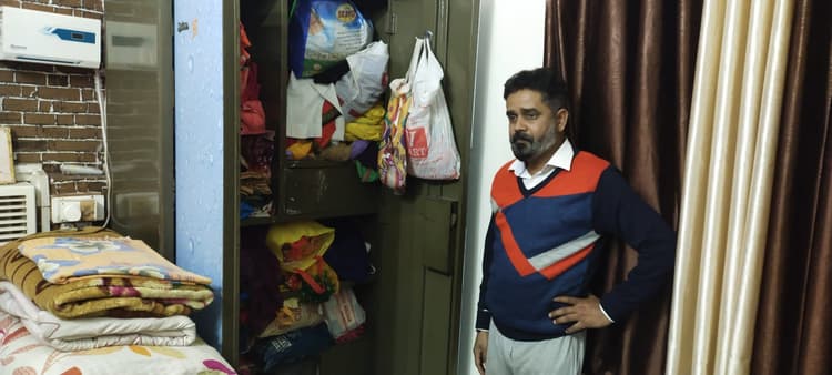 Bokaro News : ढोरी में चार बंद आवासों से लाखों की चोरी