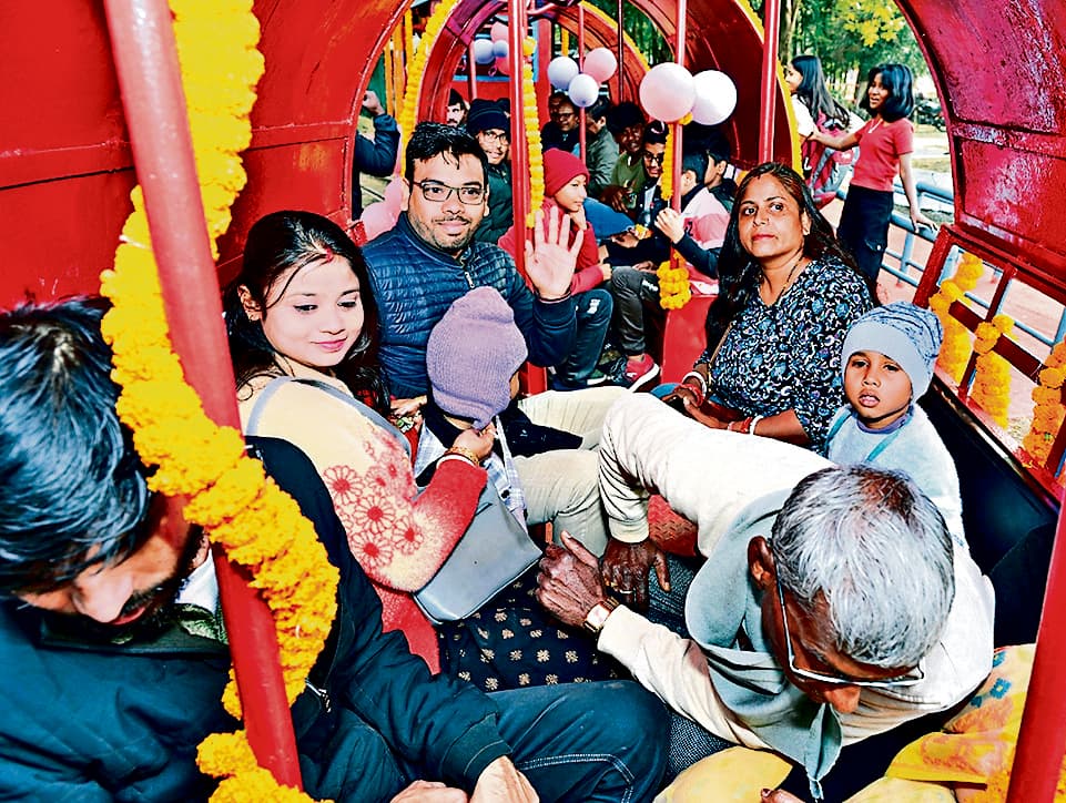 Bokaro News : जैविक उद्यान में टॉय ट्रेन का परिचालन शुरू