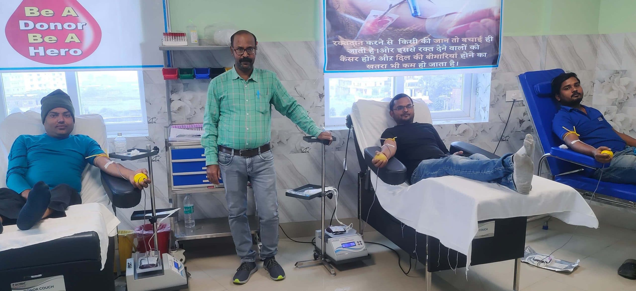 नववर्ष के आगमन पर युवा जागृति मंच ने कराया रक्तदान