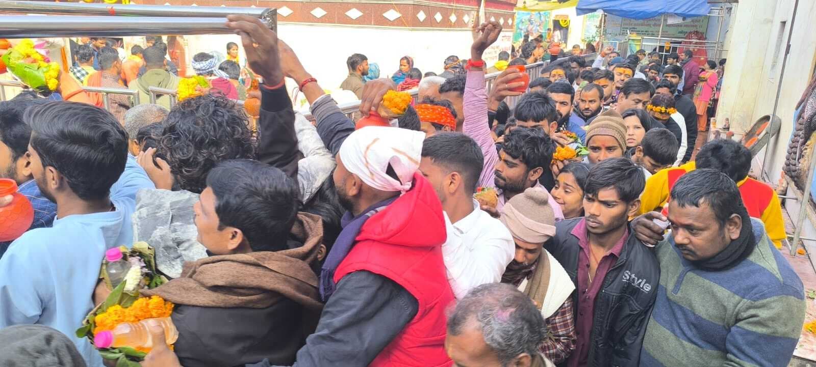 नववर्ष पर 1.15 लाख श्रद्धालु पहुंचे फौजदारीनाथ के दरबार