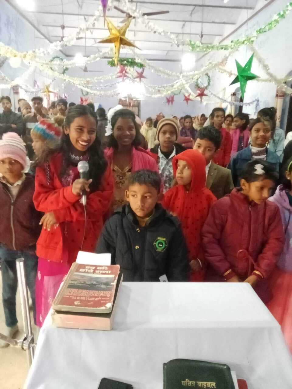 ईसाई समाज ने विशेष प्रार्थना कर की नववर्ष की शुरुआत