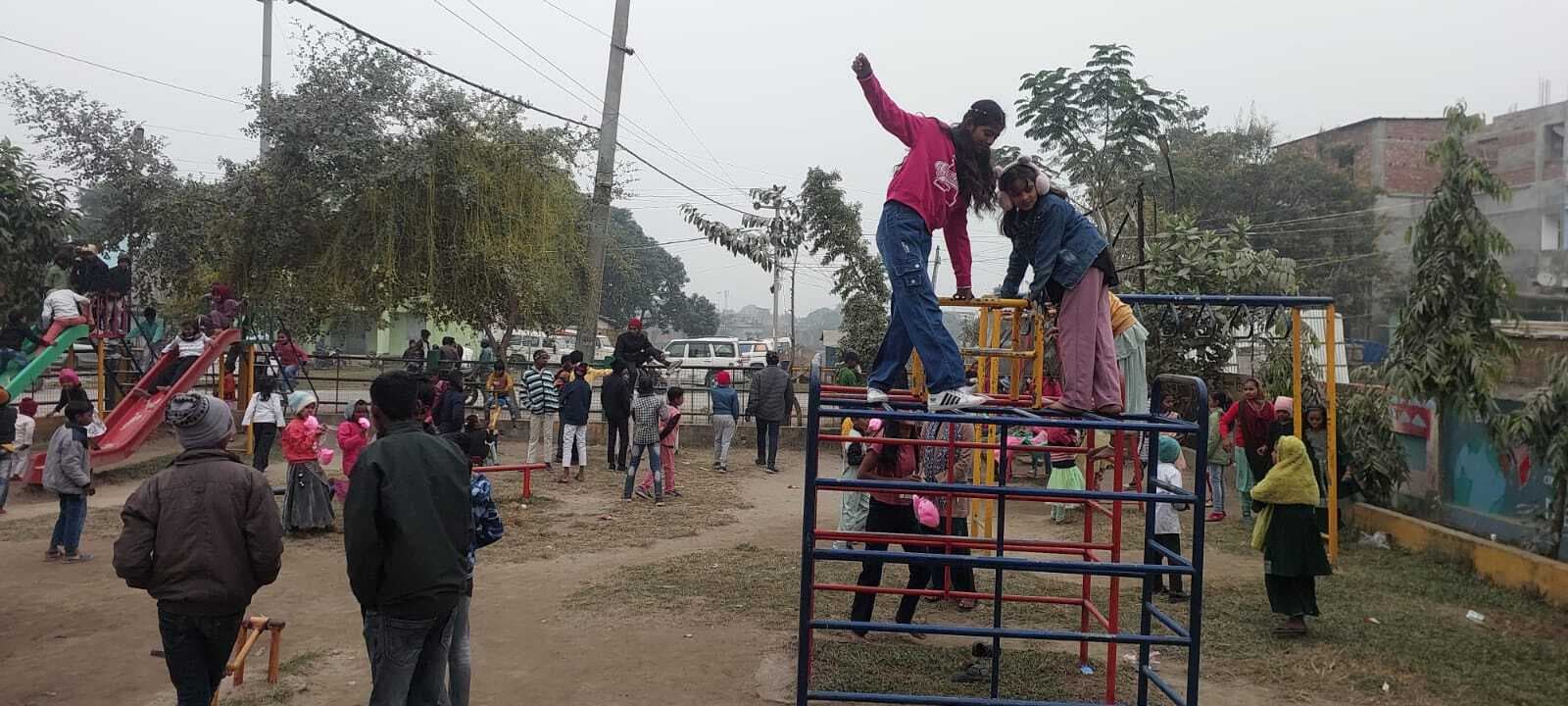 नव वर्ष पर लायंस पार्क में उमड़ा जनसैलाब