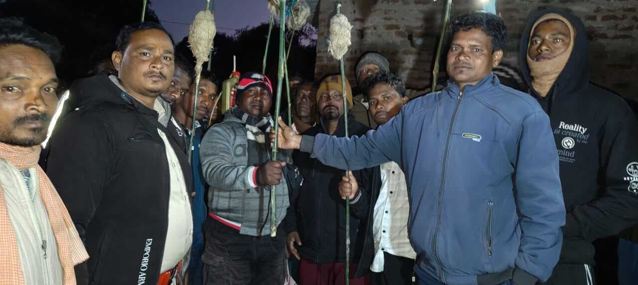 जंगल के रास्ते मेहमानी जा रहे बुजुर्ग को हाथी ने मार डाला