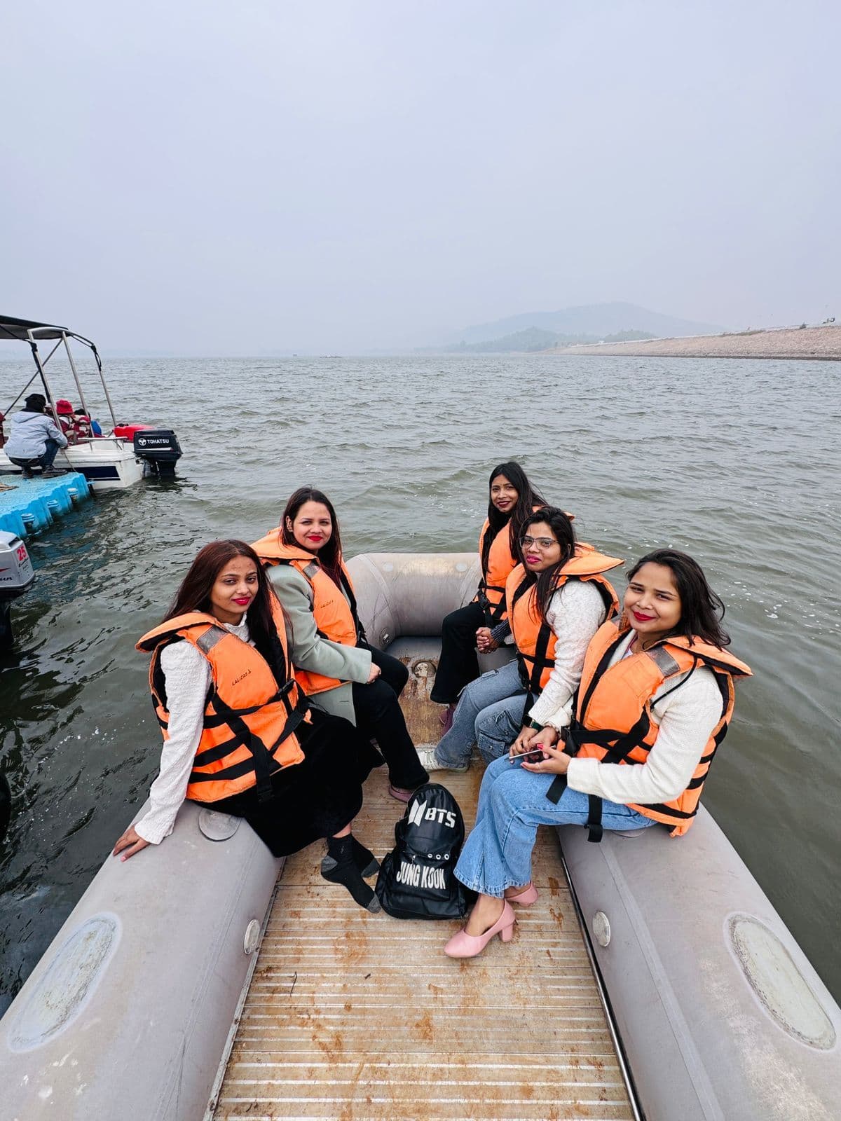 हैप्पी न्यू ईयर के जश्न में डूबा रहा बांका, गुलजार रहा पर्यटन स्थल