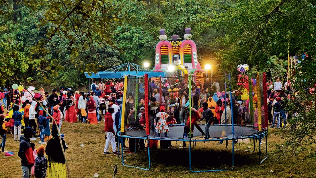 पिकनिक स्पॉट रहे गुलजार, खूब मना जश्न