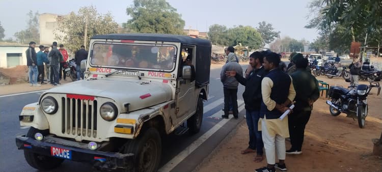 दो बाइकों की हुई टक्कर, एक व्यक्ति घायल