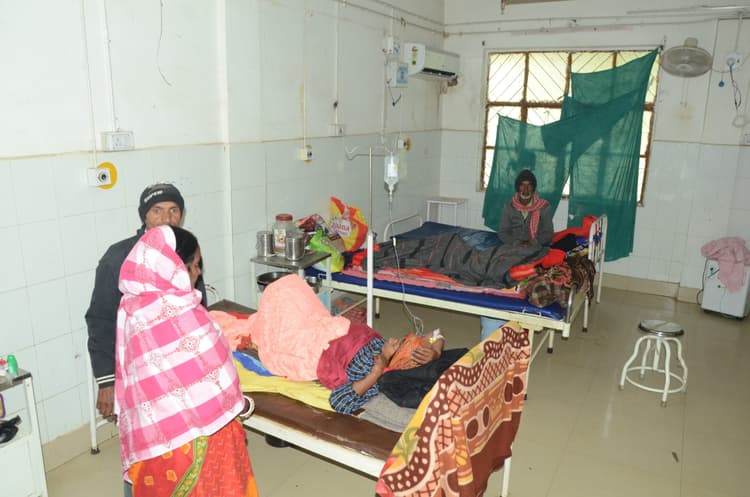 Deoghar News : सदर अस्पताल में बढ़ी बर्न मरीजों की संख्या