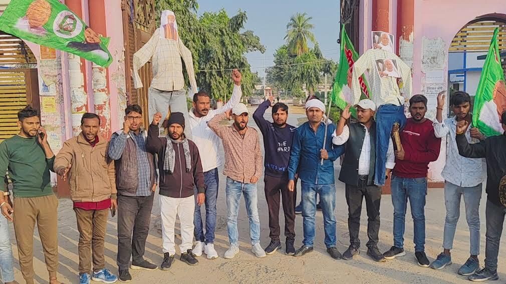 छात्रों पर की गयी दमनात्मक कार्रवाई की लोकतांत्रिक व्यवस्था में नहीं है कोई जगह