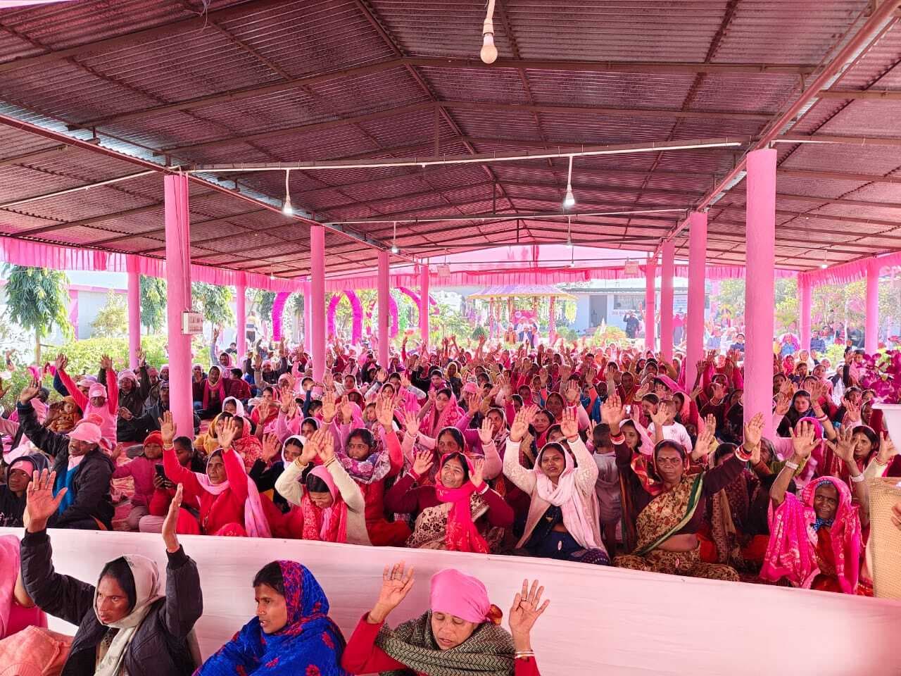 शाकाहारी बनें, स्वस्थ जीवन जीयें : संत देबू