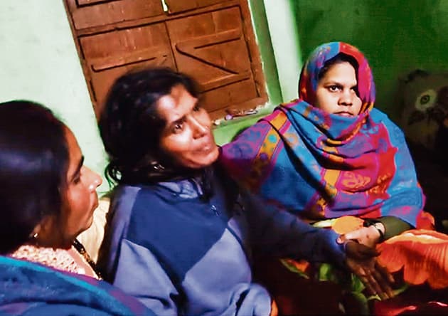 Siwan News : दो दोस्त घर से बुलाकर ले गये थे गोरखपुर, होटल में मिला शव