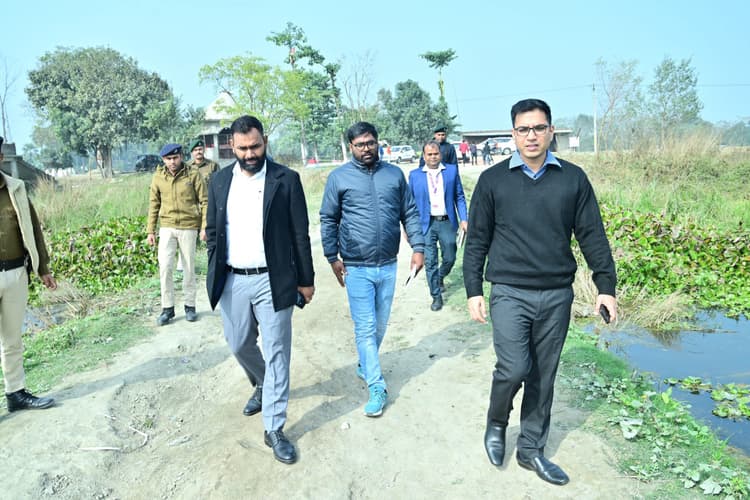 धनौती नदी पर 72 मीटर लंबा बनेगा पुल : डीएम