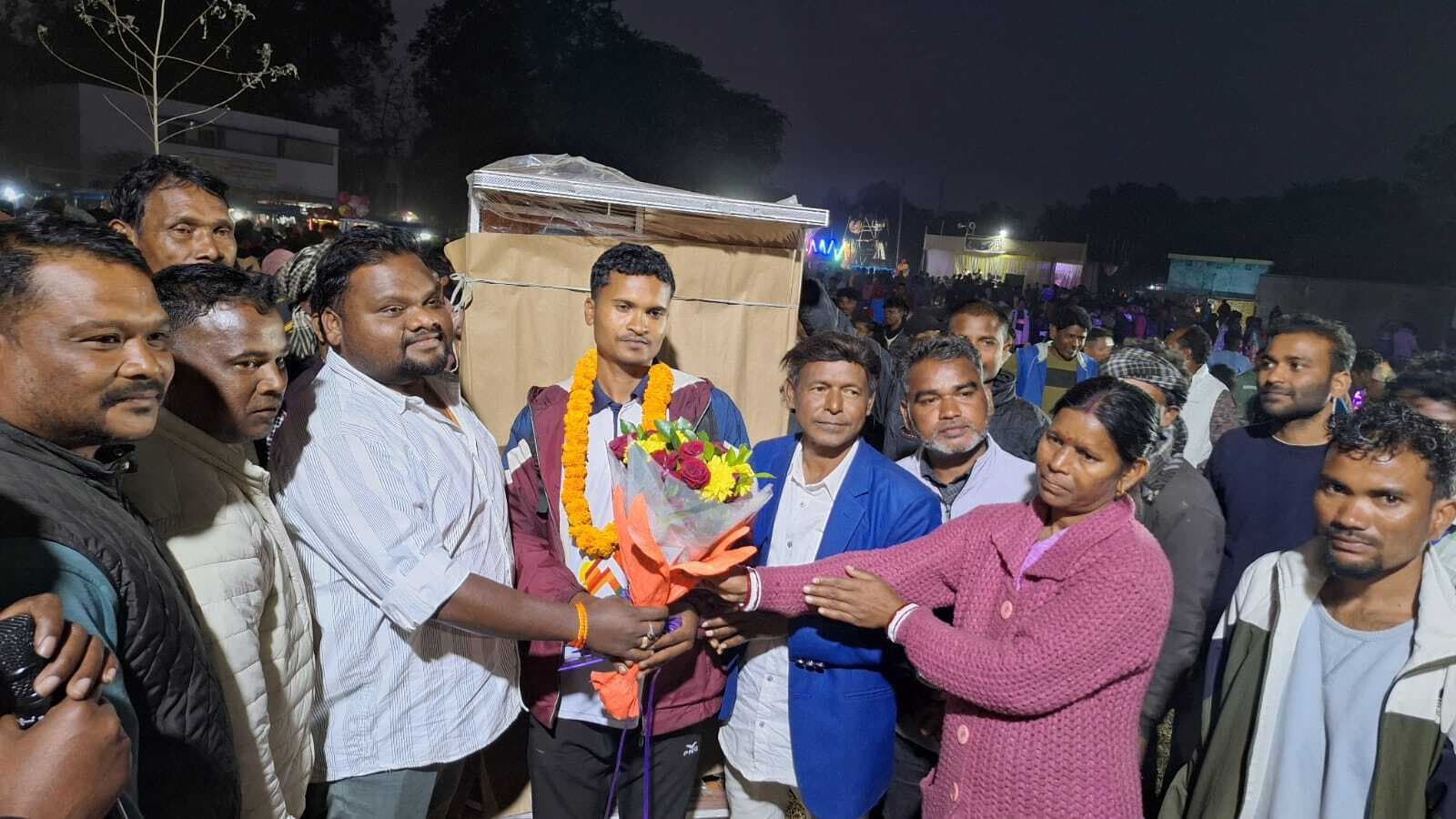 Chaibasa News : साइकिल रेस में रतन हेम्ब्रेम बना विजेता