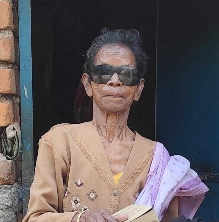 East Singhbhum : बुजुर्गों व विधवा की पेंशन कई माह से बंद, बैंक व कार्यालयों का चक्कर काट रहे पेंशनधारी