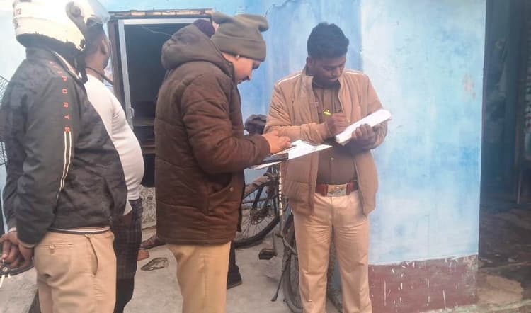 Bhagalpur news स्वास्थ्य कर्मी के पुत्र ने फांसी लगाकर दी जान