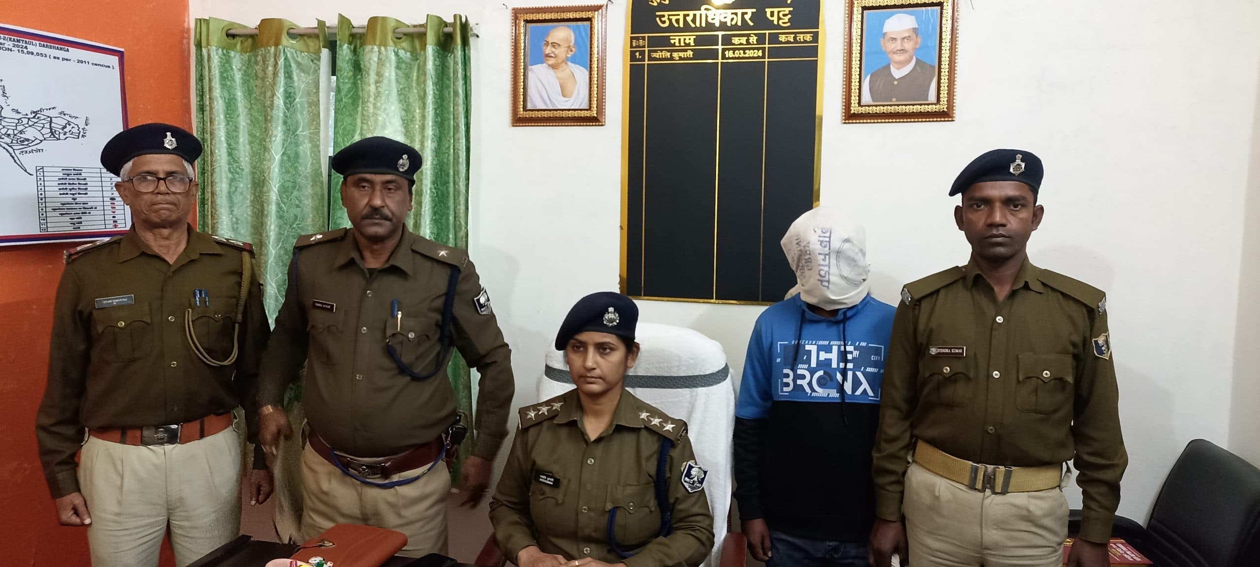 Darbhanga News: लोडेड देसी पिस्टल व मैगजीन के साथ केवटी के बदमाश को पुलिस ने पकड़ा