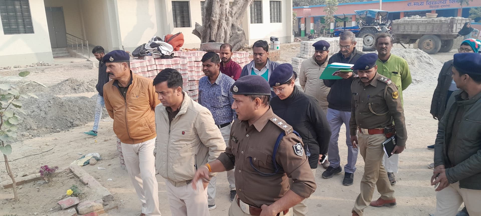 Darbhanga News: शास्त्री चौक से हाइ स्कूल स्टेडियम जाने वाले पथ पर विशेष चौकसी