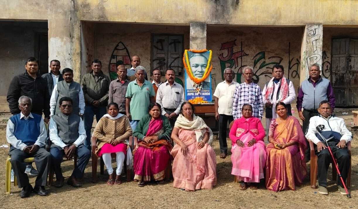 Jamshedpur news. बारीडीह जाहेराटोला में मरांग गोमके याद किये गये