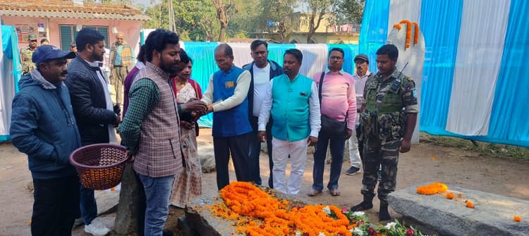 टकरा में मनी मरांग गोमके जयपाल सिंह मुंडा की जयंती