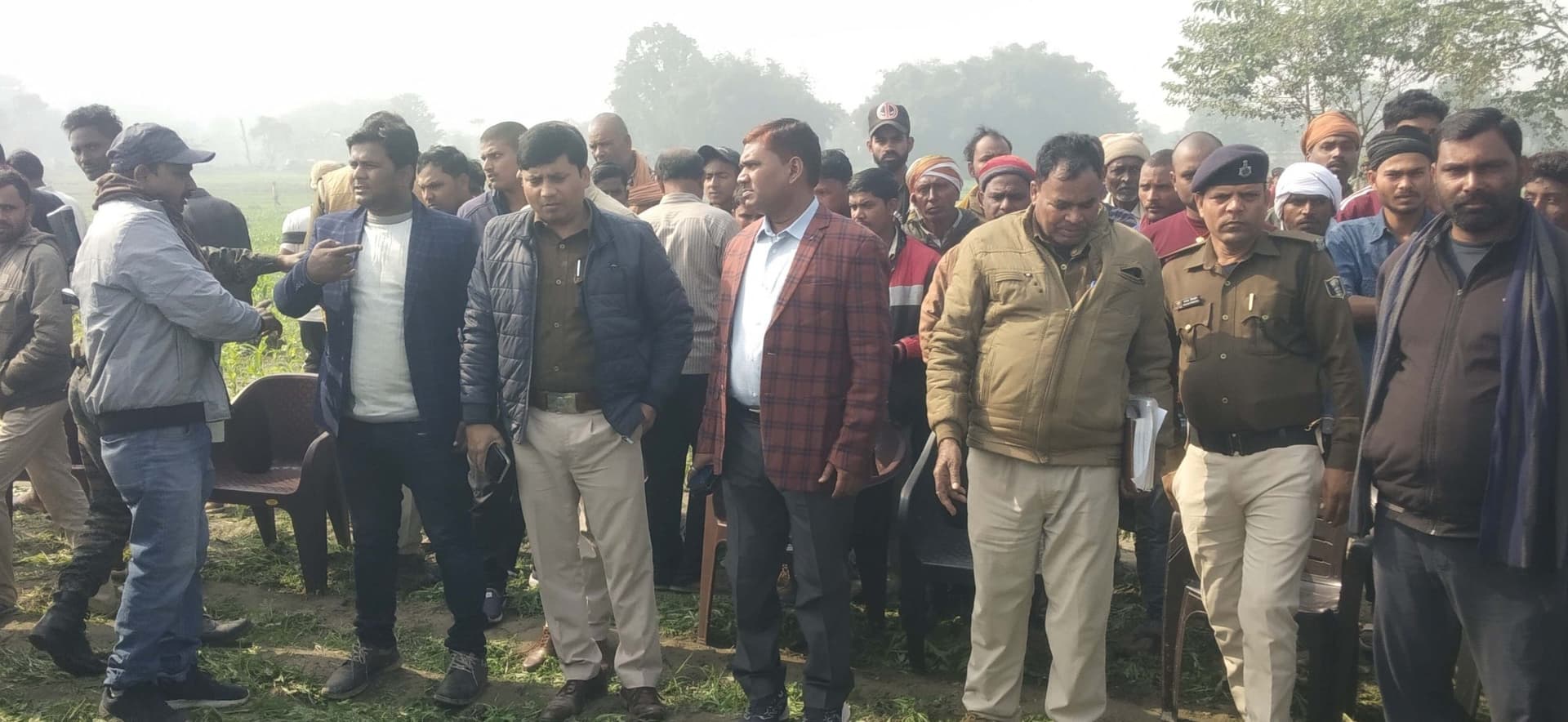 मकई की आड़ में अफीम की खेती का पुलिस ने किया भंडाफोड़